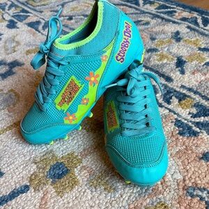 Phenom Elite Mystery Machine football/lacrosse cleats (sure, soccer too)
